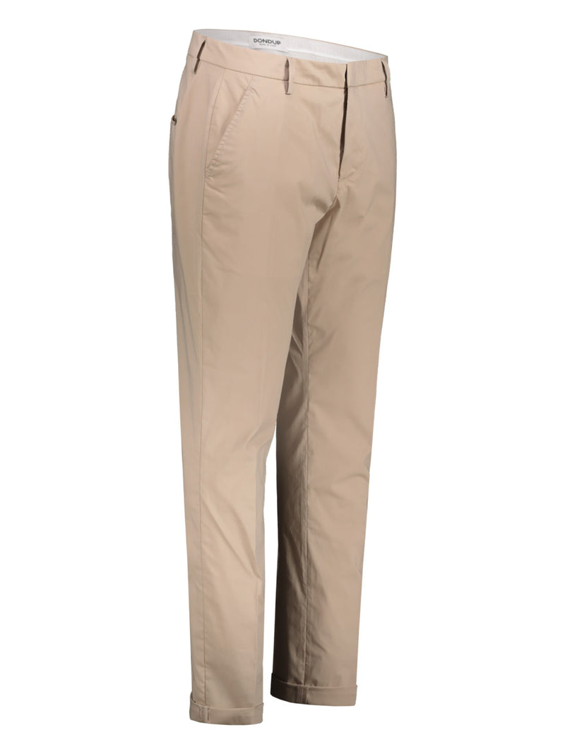 High-waisted men's trousers with turn-ups