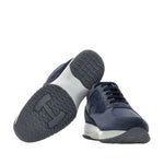Men's shoe with inserts in technical fabric